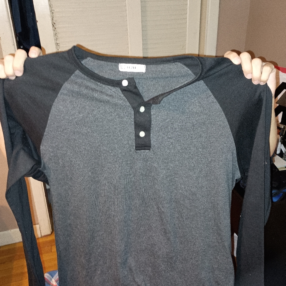Lg 3 button shirt